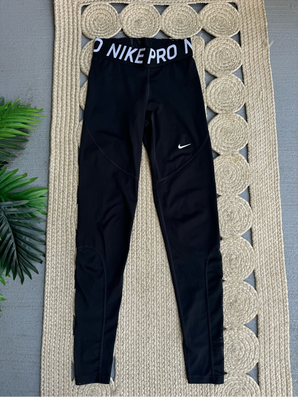 Nike Dri-FIT Tie Dye Beige Gold Swoosh Athletic Leggings women